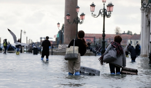 이탈리아, 물의도시 베네치아 53년 만에 최악의 홍수